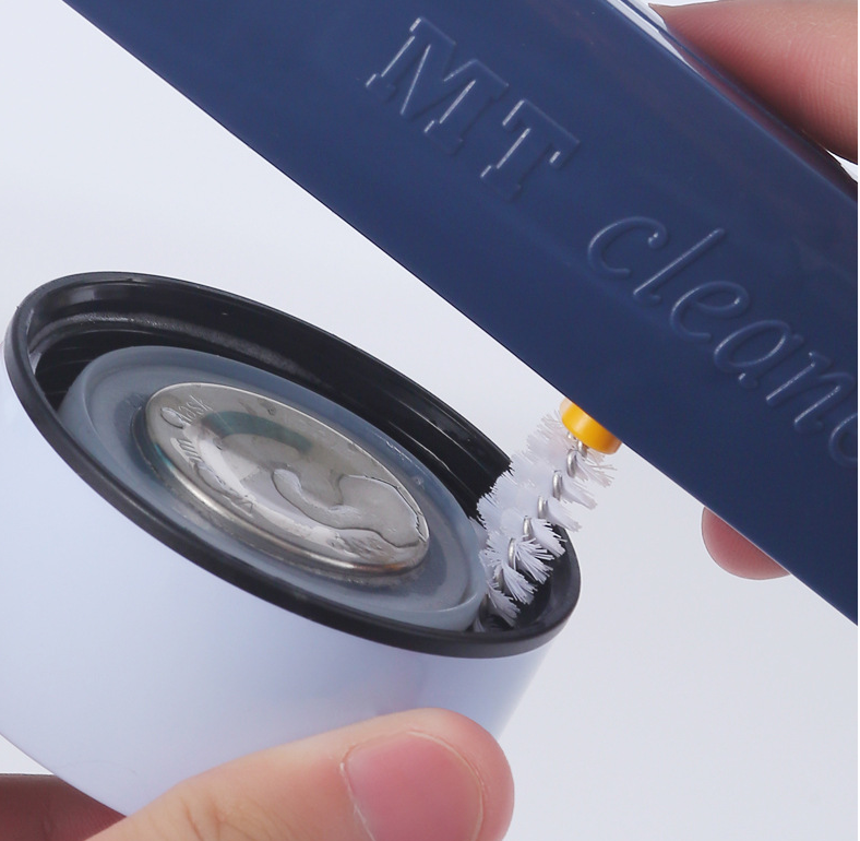 Stiff Corner Bristles